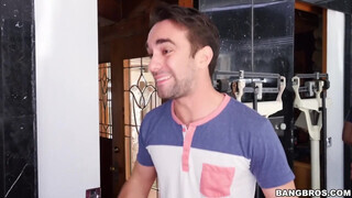 Cassidy Banks a termetes cickós fital céda - Bangbros
