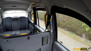 Fake Taxi - Ava Austen popóba kurelva