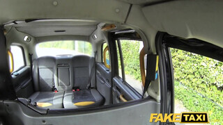 Fake Taxi - Eva Johnson kedveli a méretes péniszt