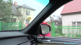 Public Agent - Polly Pons a termetes keblű thai nőci