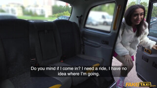 Fake Taxi - Vékony hatalmas csöcsű kolumbiai nőci