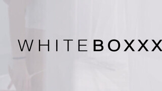 WhiteBoxxx - Monika Benz kinyalva és megkúrva