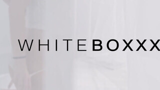 WhiteBoxxx - Kristy Black popsiba reszelve